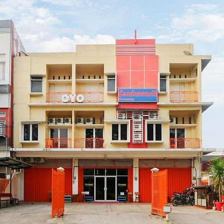 OYO 1306 Cendrawasih Homestay Padang  Bagian luar foto